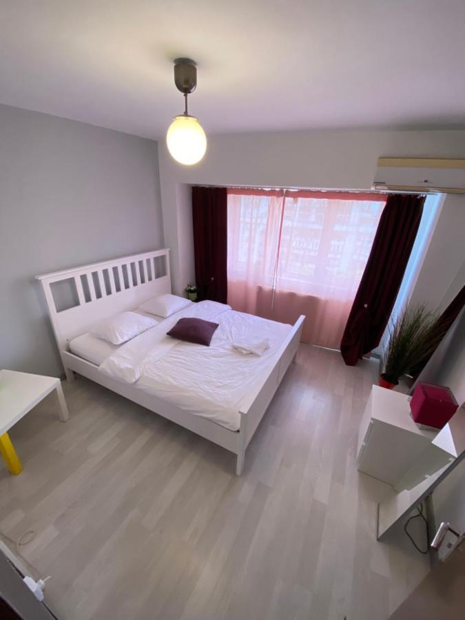 Apartment 63